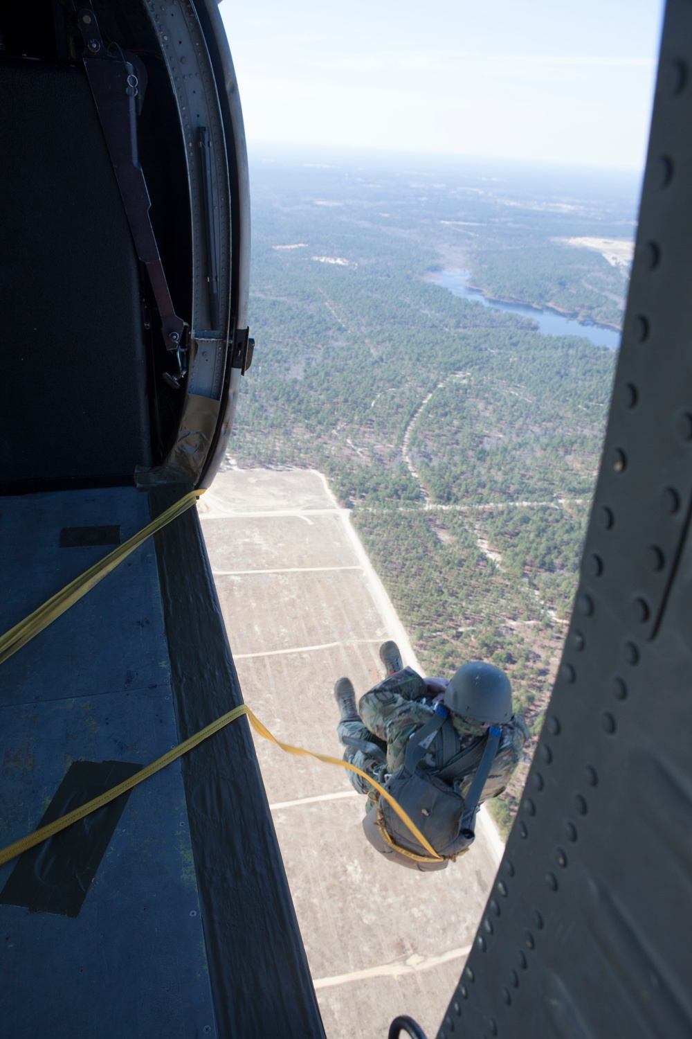 US Army paratroopers train at Camp Mackall