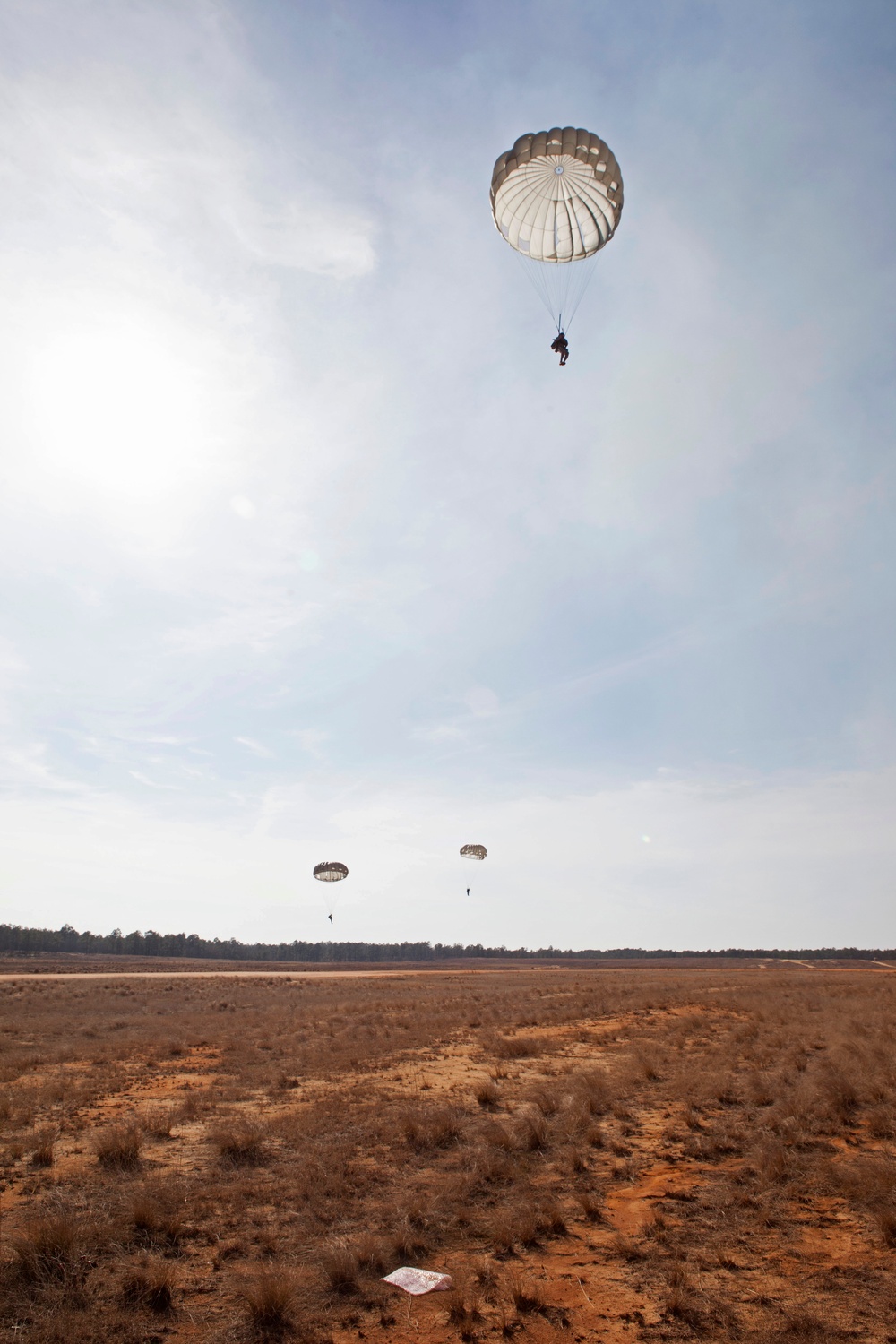 US Army paratroopers train at Camp Mackall