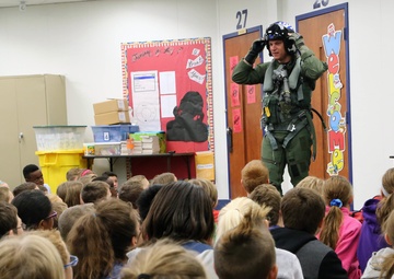 St. Louis’ STEM efforts inspire kids with thoughts of flight