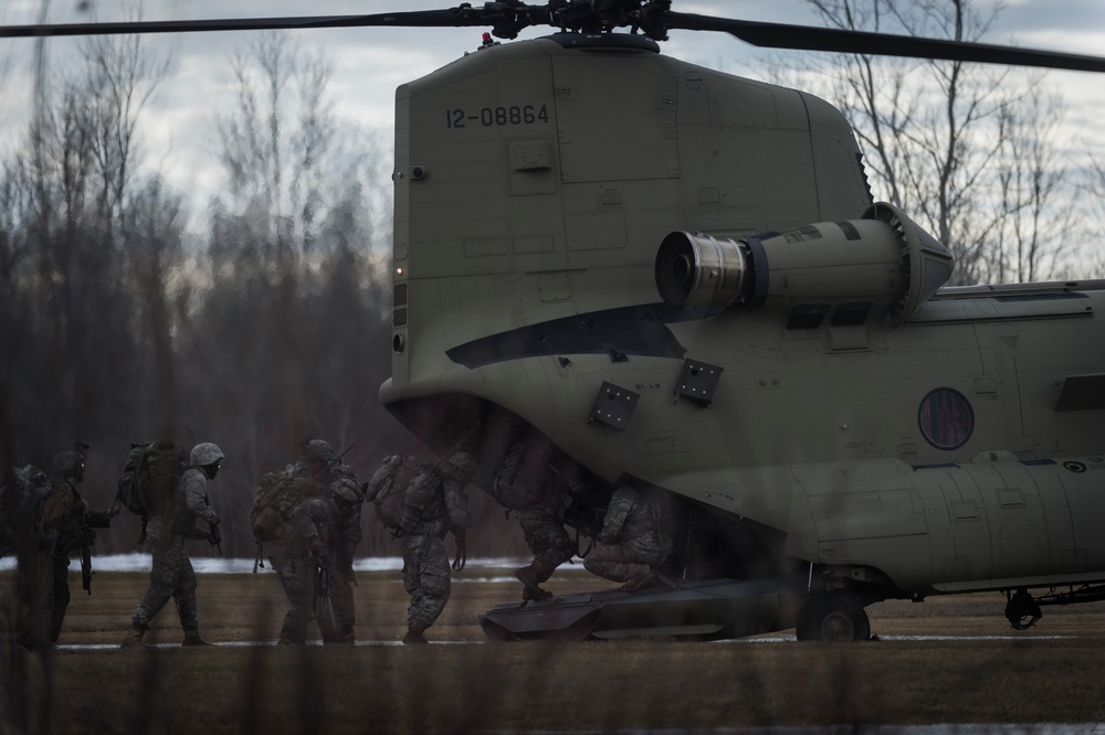 Cavalry troops conduct urban training