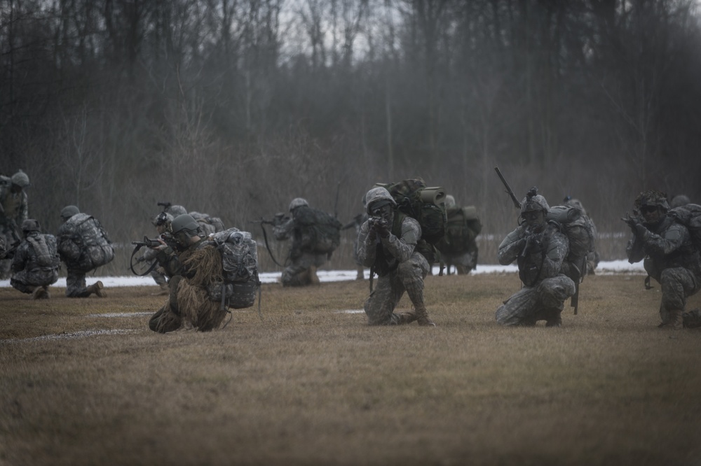 Cavalry troops conduct urban training