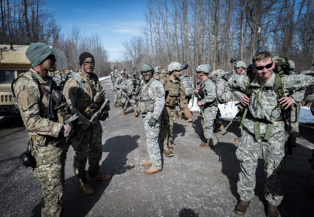 Cavalry troops conduct urban training