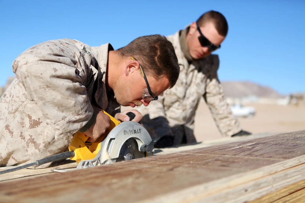 CLB-5 Marines Conduct Engineering Ops During ITX 2-16