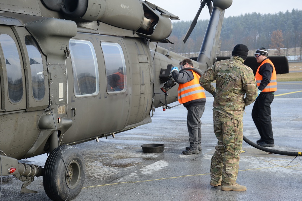 173rd AB 4-319 AFAR UH-60 Black Hawk airborne operation