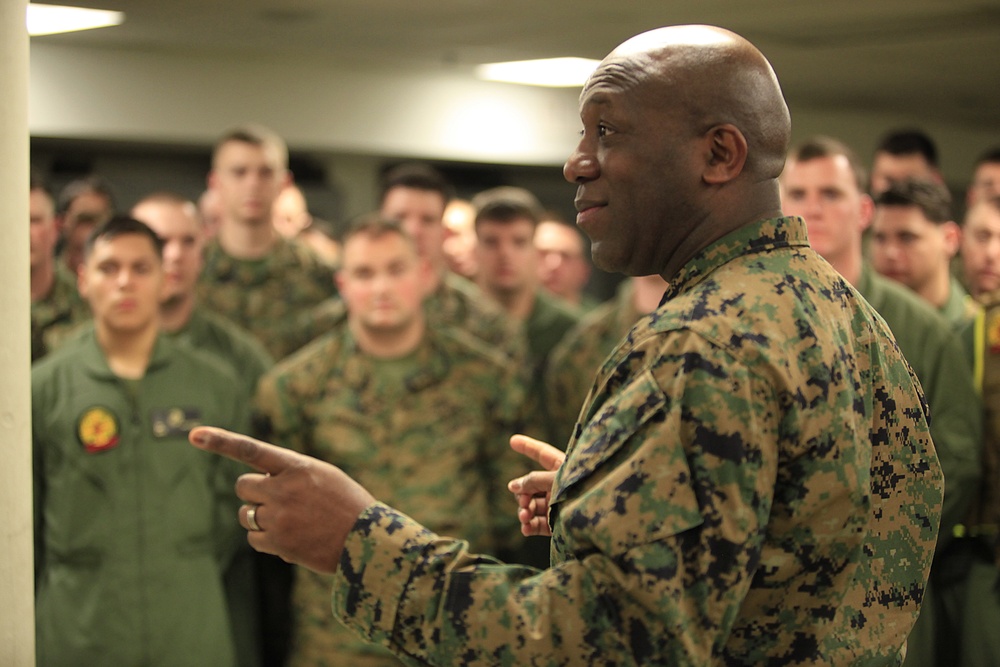 18th Sergeant Major of the Marine Corps visits CBIRF