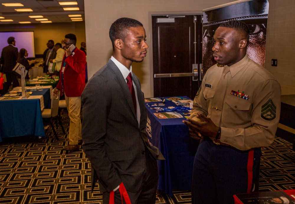 Marines Help College Students Plan Ahead During Career Readiness Day