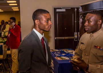 Marines Help College Students Plan Ahead During Career Readiness Day
