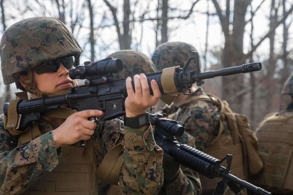 22nd MEU Female Engagement Team Learns Urban Operations