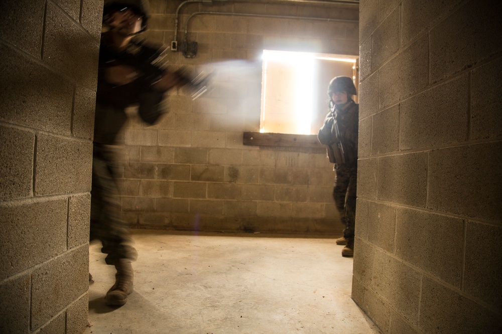 22nd MEU Female Engagement Team Learns Urban Operations