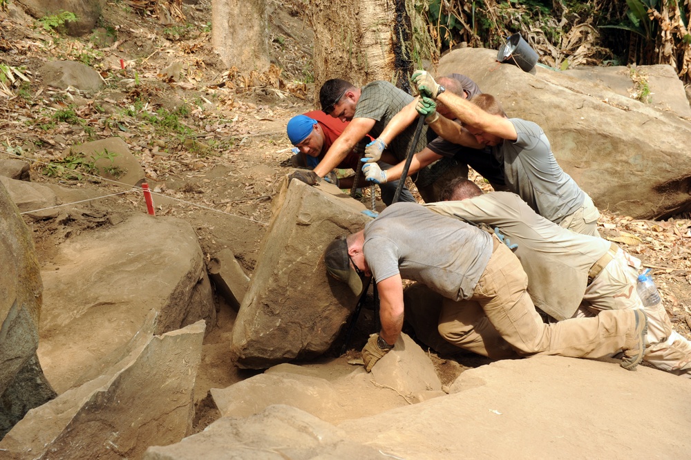 Fullfilling Our Nation's Promise  16-3LA RT-2