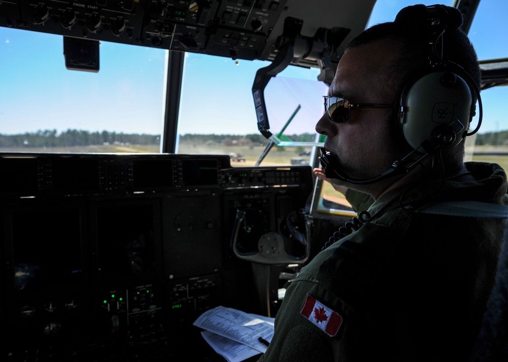 RCAF trains with USAF C-130J aircrew