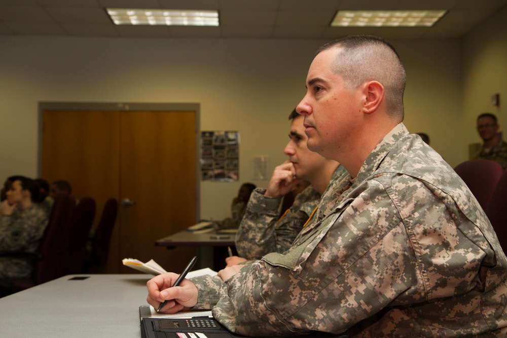 Soldiers attend Palmetto Warrior Weekend to learn about becoming commissioned officers