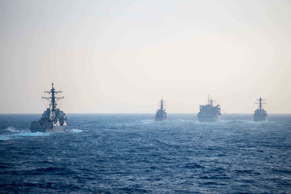 USS Chung-Hoon replenishment at sea
