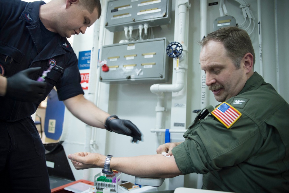 USS Bonhomme Richard sailors participate in the Walking Blood Bank