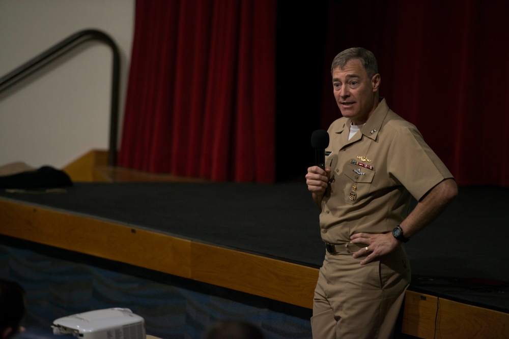 COMSUBPAC conducts all-hands call at Bangor