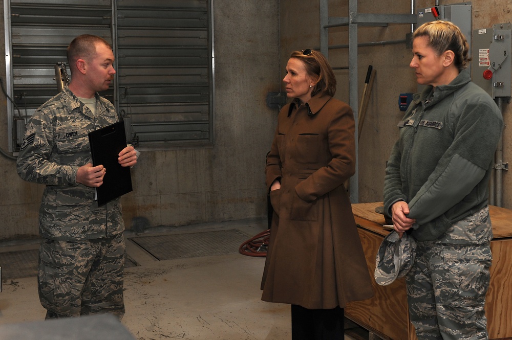 Miranda Ballentine visits Joint Base Langley-Eustis