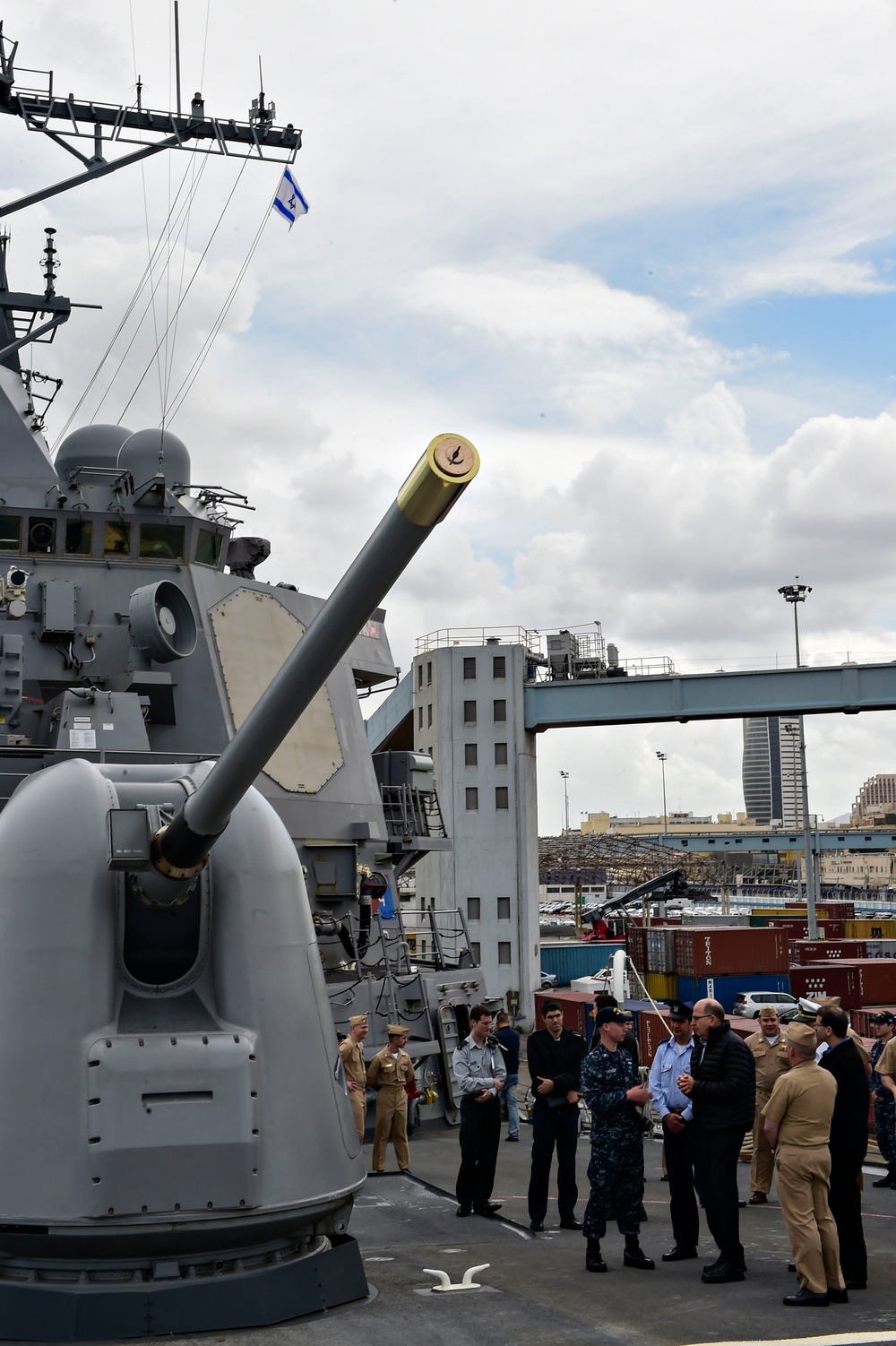 USS Carney tour