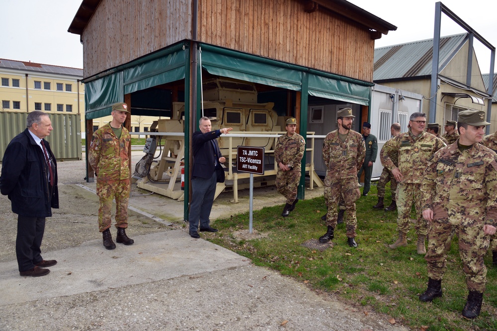 Brig. Gen. Michele Risi, Multinational Land Force 'Julia' Alpine Brigade Commander, tours Regional Training Support Division South, Caserma Ederle,  Vicenza, Italy