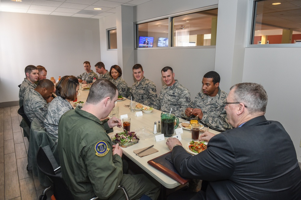 Deputy secretary of defense sits down to lunch with airmen at the Chadwell dining facility