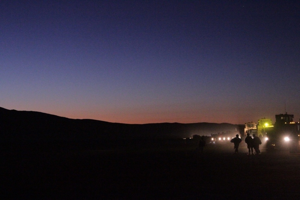 Brave Rifles prepare for convoy