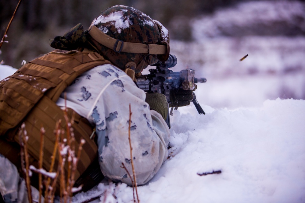 3/2 Shoots the Norwegian Hillside