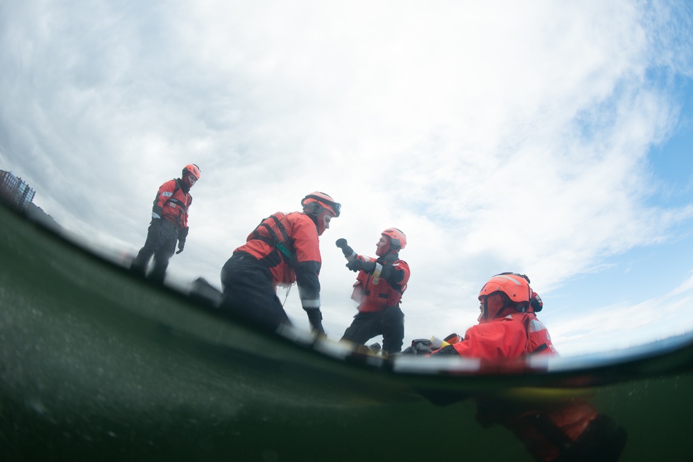 Coast Guard Station Burlington conducts ice rescue training on Lake Champlain