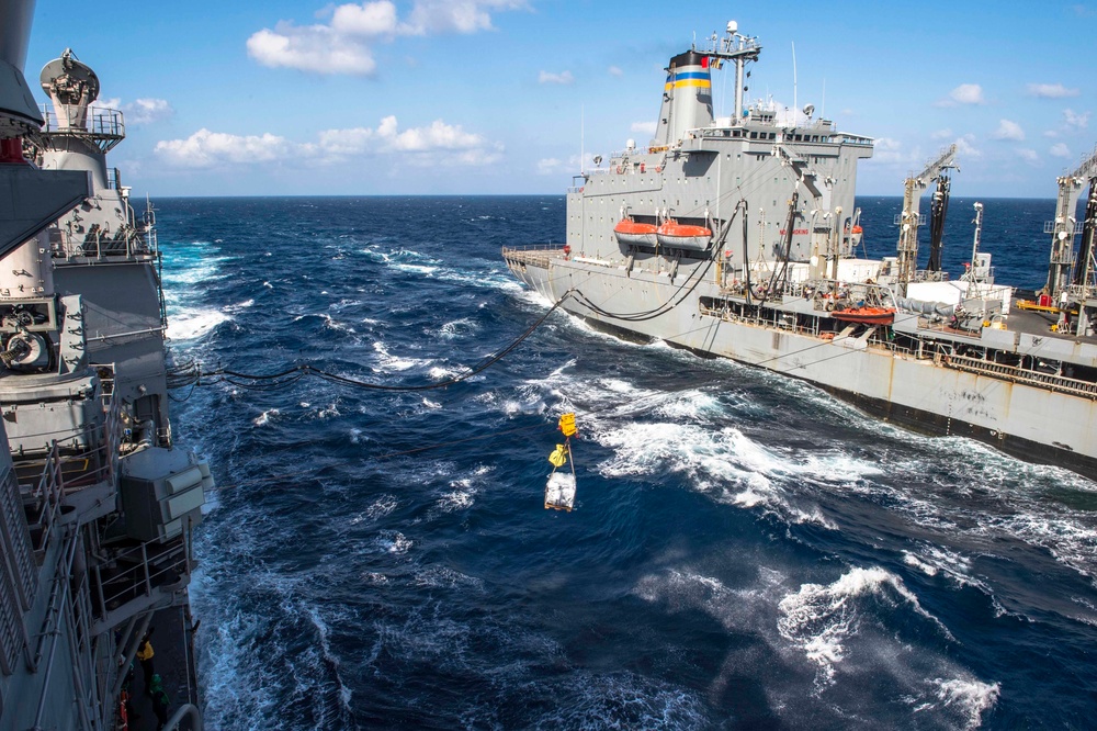 USS Antietam replenishment