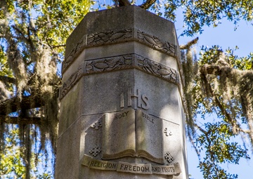 Volunteers help community bring a piece of history home