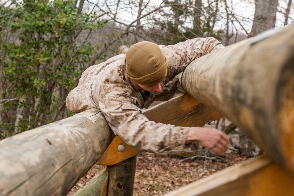 Charlie Company Confidence Course &amp; Tarzan Course