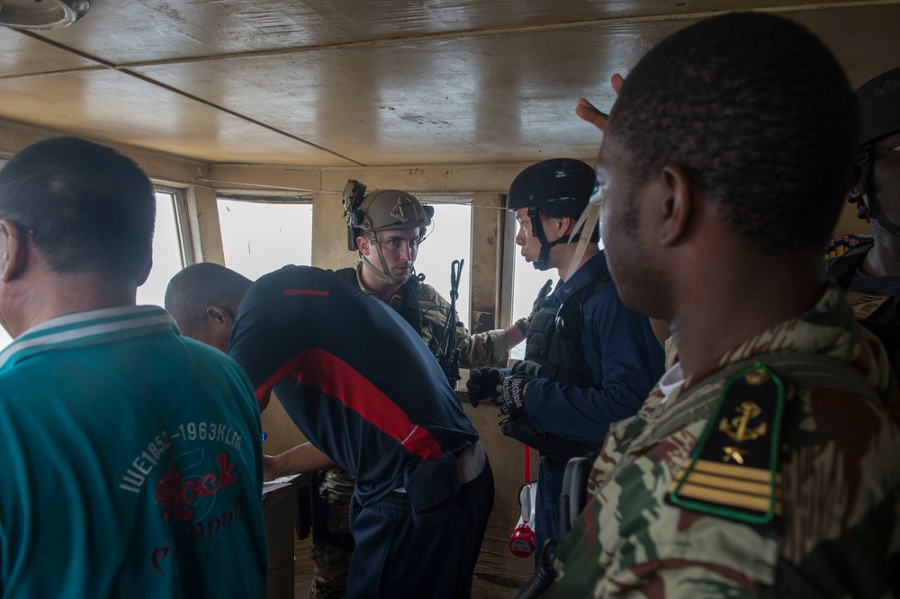 USNS Spearhead APS