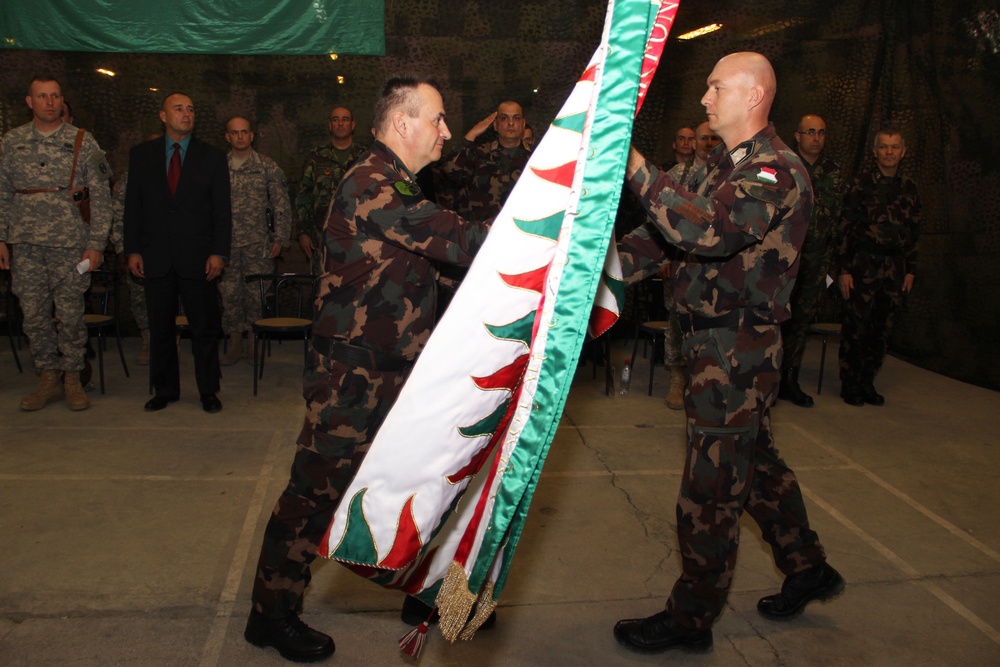 Hungarian army contingent reports for peacekeeping mission in Kosovo