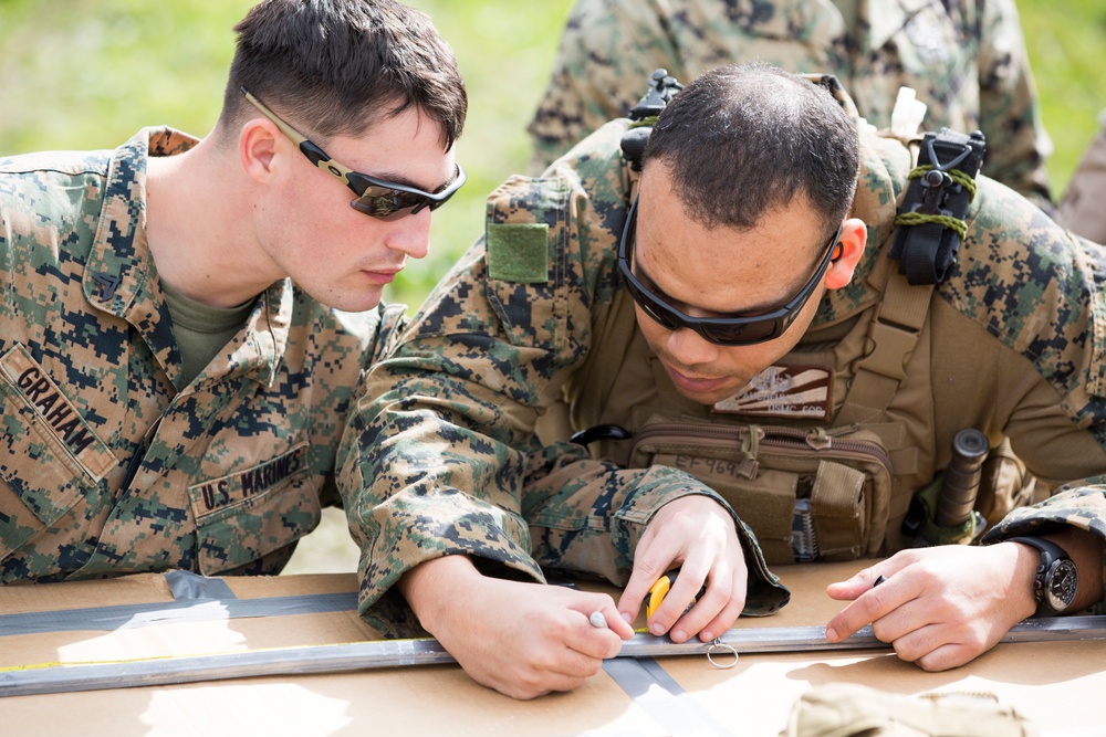 U.S. and Spanish EOD Marines hone breaching skills