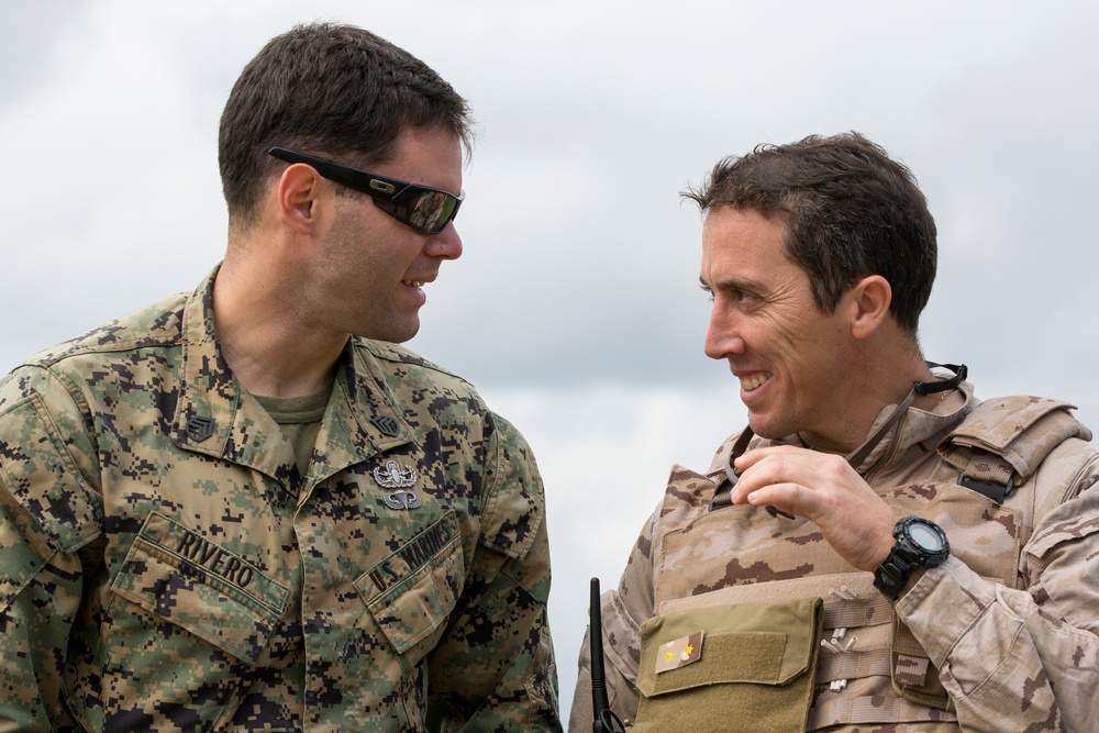U.S. and Spanish EOD Marines hone breaching skills