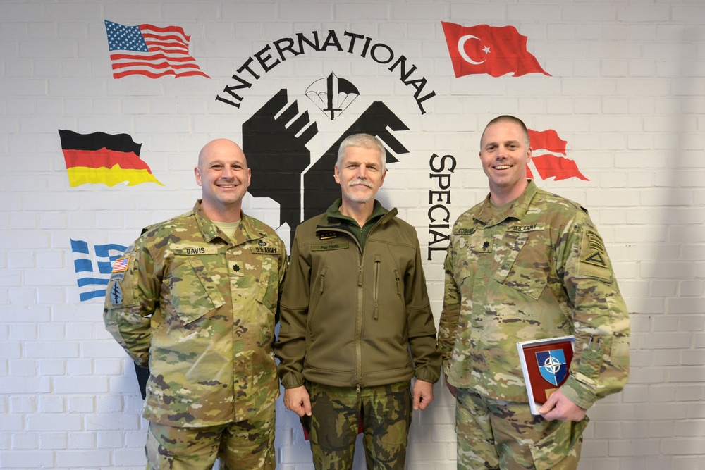 Gen. Pavel visits ISTC in Germany