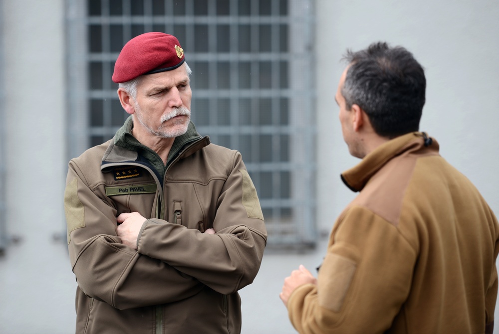 Gen. Pavel visits ISTC in Germany