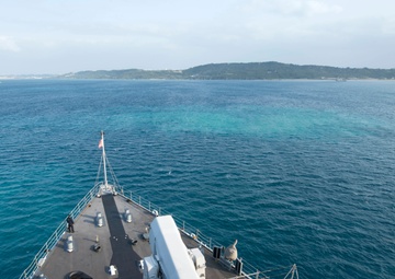 USS Germantown (LSD 42) anchors outside Okinawa, Japan