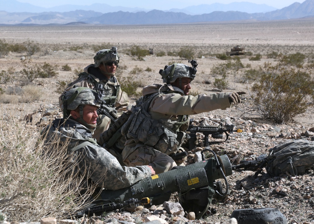 US Army Soldiers identify targets