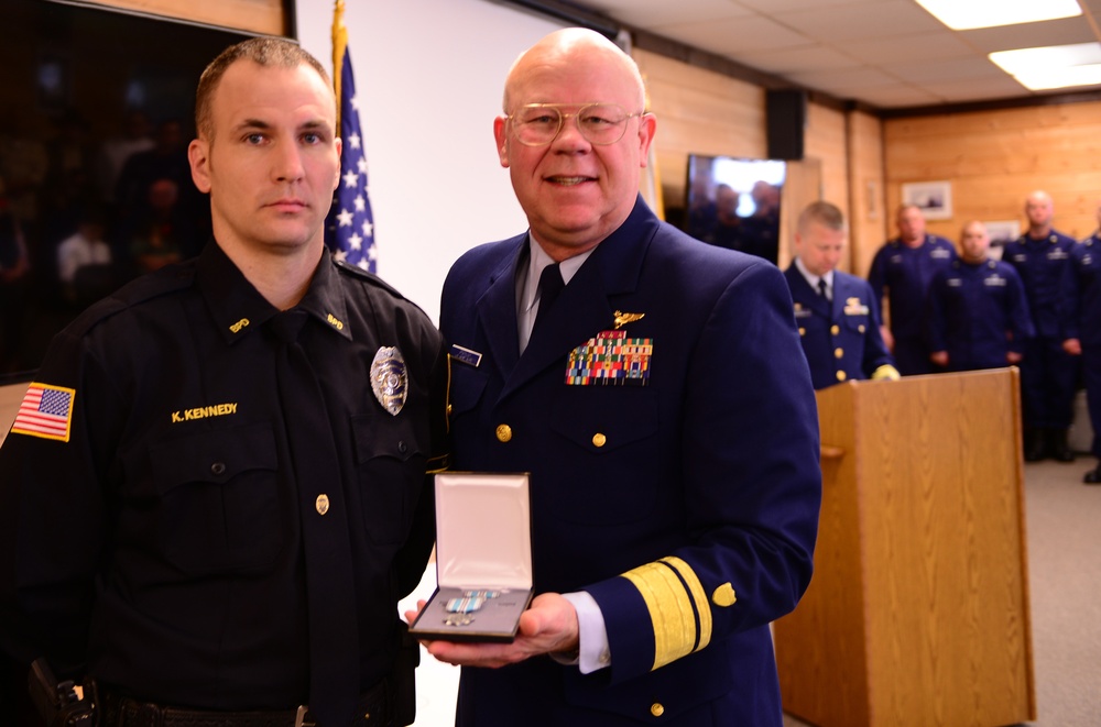 Coast Guard presents Coast Guard Meritorious Public Service Award in Oregon