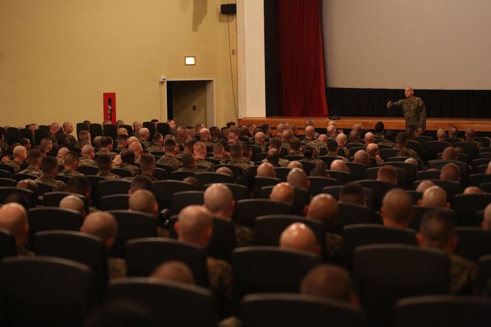 Gen. John Paxton visits Parris Island