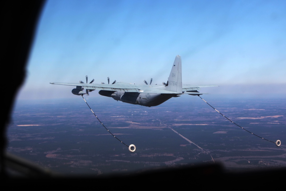 Marine Air-Ground team conducts large scale assault, offensive air support operations during Eager Response 16