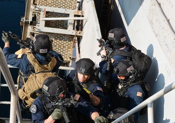 Coast Guard, Army, NCIS conduct joint threat response exercise in Hawaii