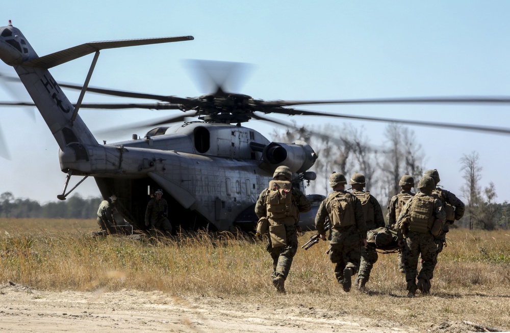 Marine Air-Ground team conducts large scale assault, offensive air support operations during Eager Response 16