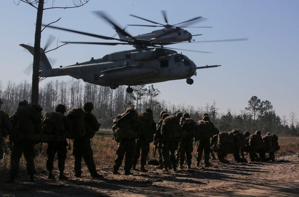 Marine Air-Ground team conducts large scale assault, offensive air support operations during Eager Response 16