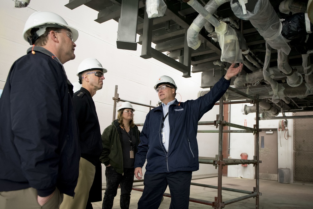 CNO tours Wisconsin shipyard