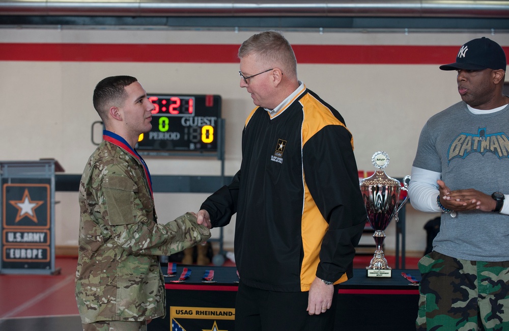 Tough Enough - USAG Rheinland-Pfalz Combatives