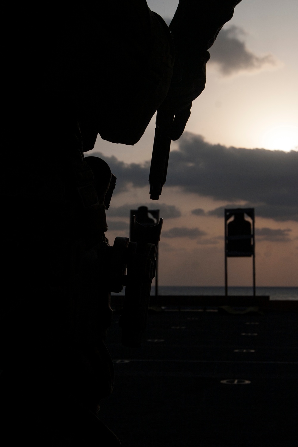 Weapon transitions: CLB 31 Marines train with rifle, pistol