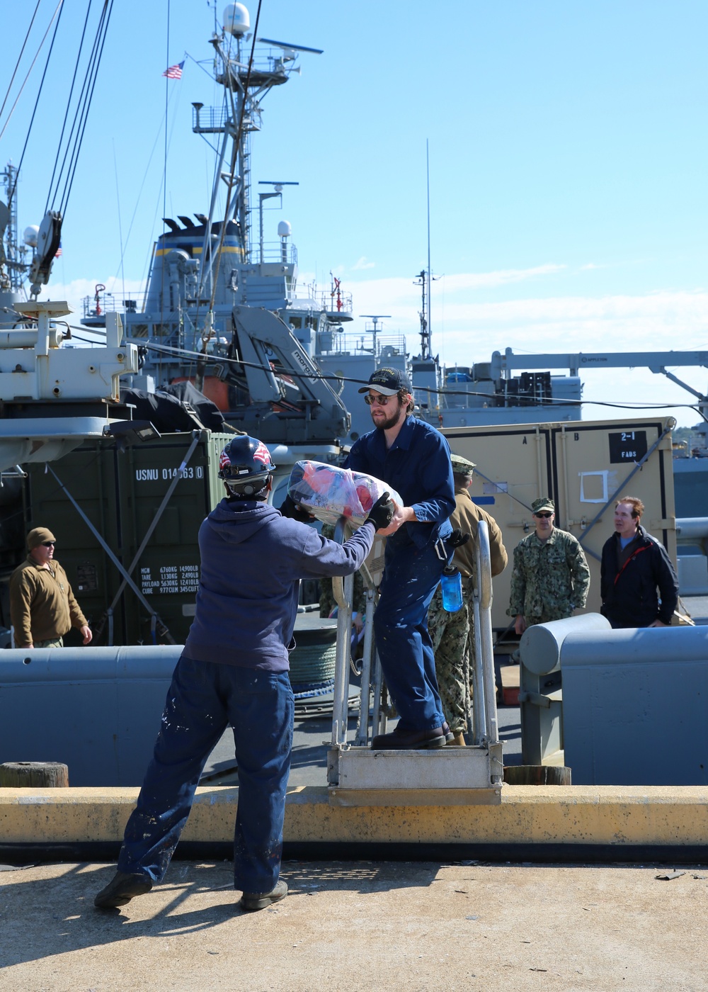 USNS Grapple deploys to Africa