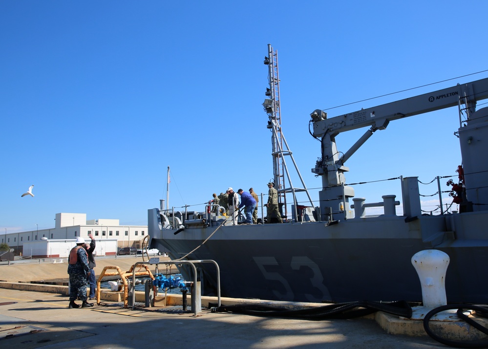 USNS Grapple deploys to Africa