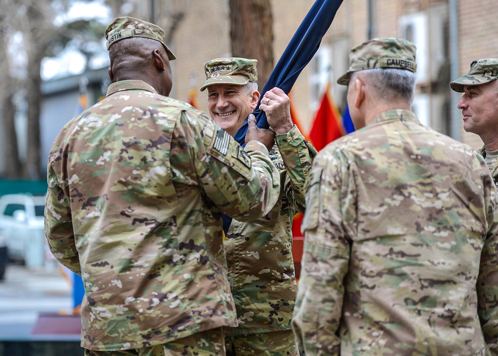 COMRS change of command ceremony – Gen. Campbell to Gen. Nicholson