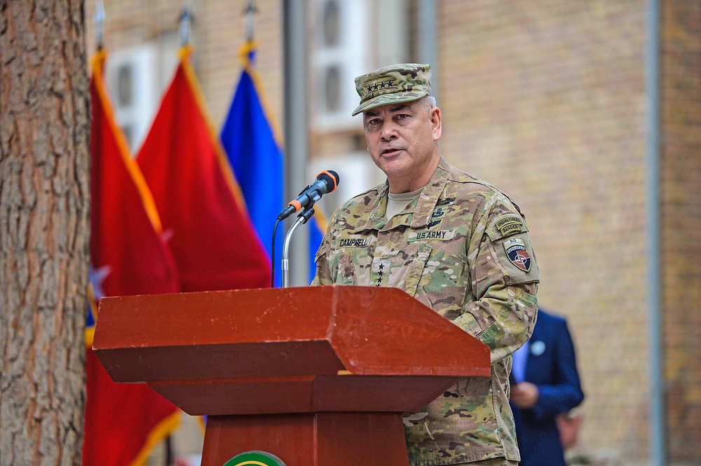 COMRS change of command ceremony – Gen. Campbell to Gen. Nicholson